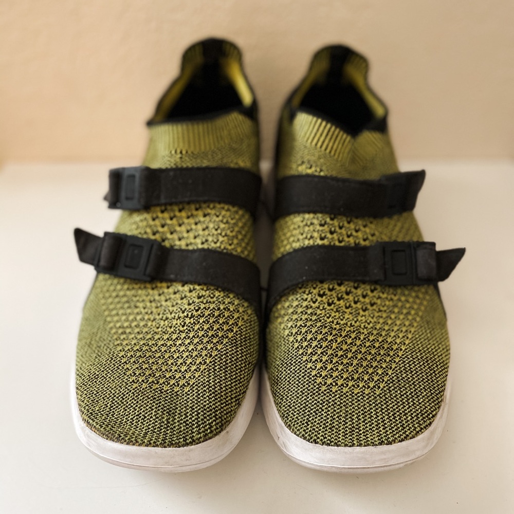 Nike Air Sockracer Flyknit